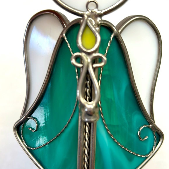 Stained glass angel sun catcher - Picture 6 of 6